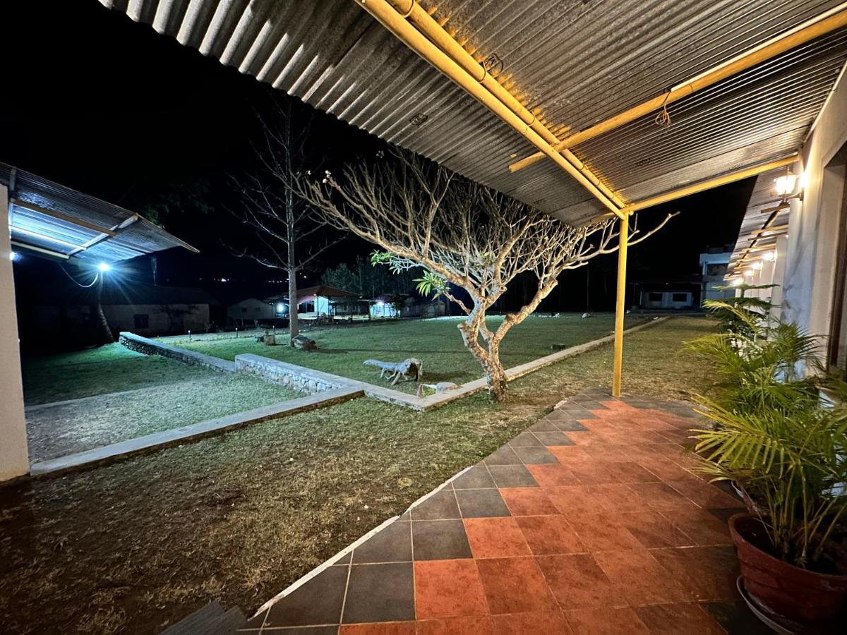 Singaras Coffee Country Hotel Masinagudi Exterior foto